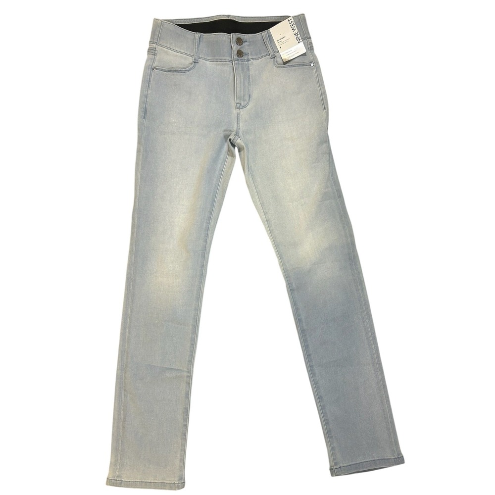 Nine West Women's Slim Straight Mid Rise Light Wash Jeans Size 6 NWT